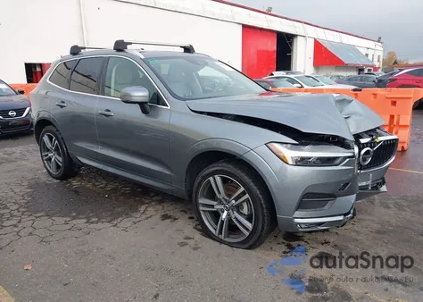 2021 Volvo Xc60 T5 Momentum z USA, uszkodzony, nr VIN YV4102RK3M1810644